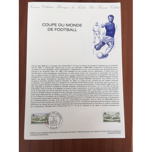 Document Officiel 2209 Football  1982 num 15-82