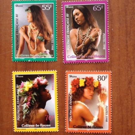 POLYNESIE NUM 566-569 ** MNH Femme collier coquillage ANNEE 1998